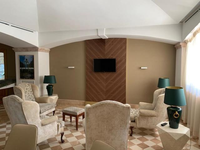 Relais La Fattoria Hotel Melfi Buitenkant foto
